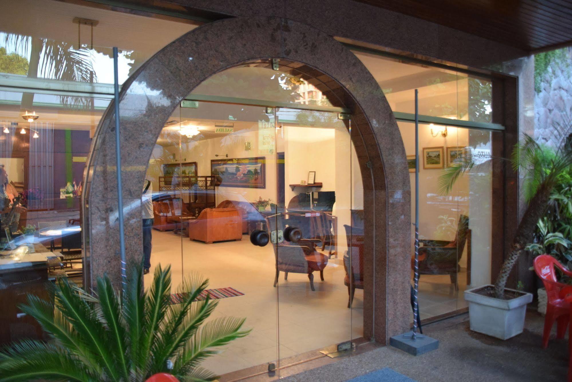 Hotel Portal Del Sol Asunción Eksteriør bilde